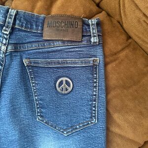 Vintage Moschino capri jeans